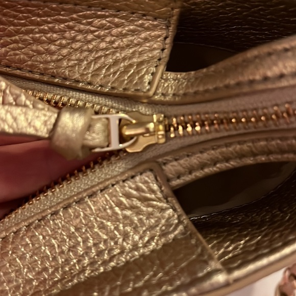 Stunning Tory Burch bag - Picture 14 of 16